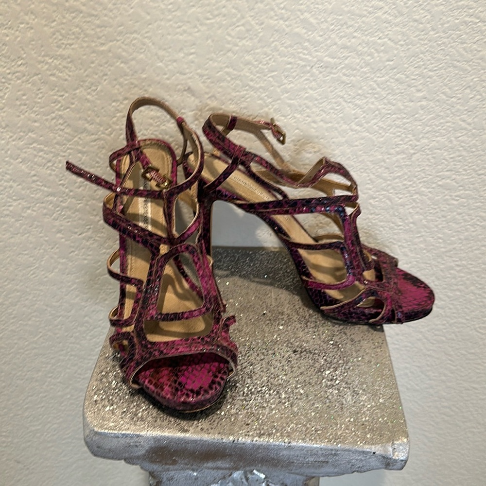 Diane Von Furstenberg Snake skin purple designer heels